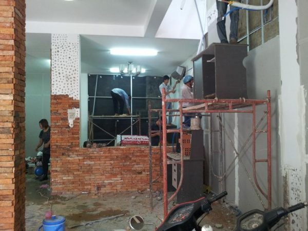 Nằm mơ thấy nhà dột đánh con gì có điềm báo gì đặc biệt