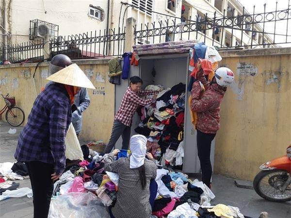 Nằm mơ thấy quần áo cũ đánh con gì may mắn dễ ăn