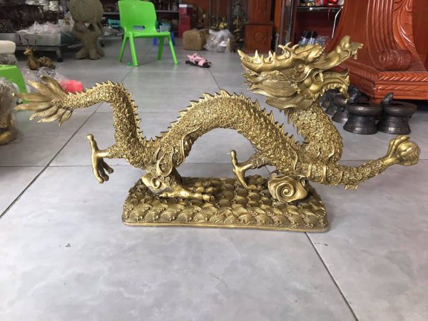 Nằm mơ thấy rồng vàng đánh con gì có ý nghĩa gì đặc biệt