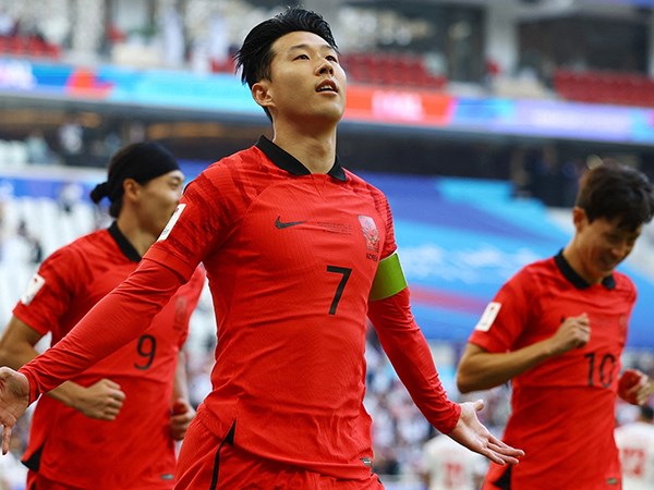 Tin bóng đá 21/1: Hàn Quốc thoát thua Jordan
