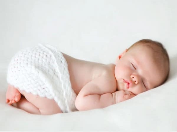 Giải mã điềm báo mơ thấy em bé sơ sinh chi tiết